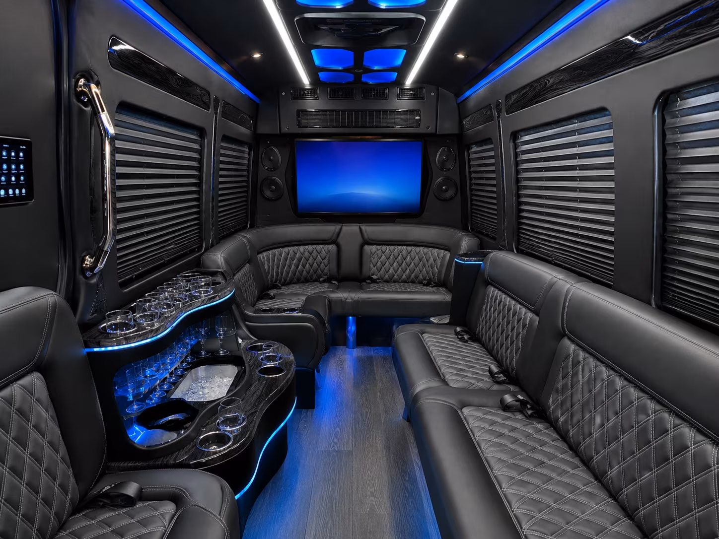 busrentaltamarac com makes booking group transportation to fort lauderdale events simple